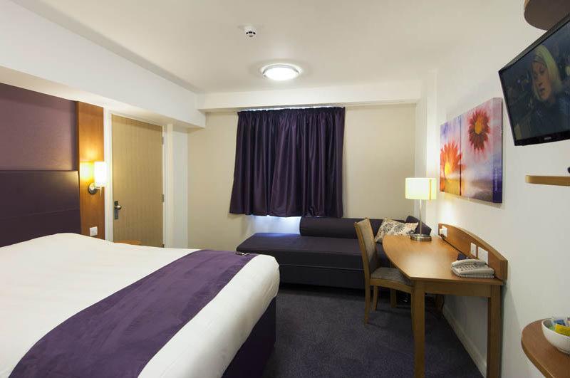 סטראוד Premier Inn Stroud מראה חיצוני תמונה